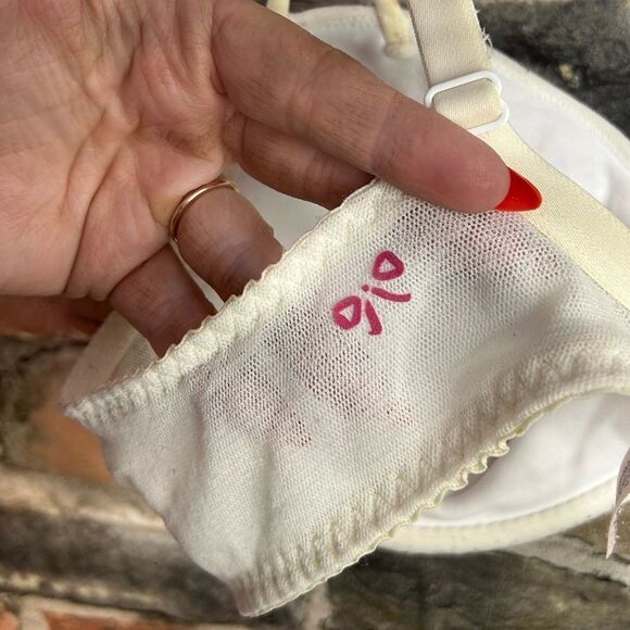 5 for $25🔥Victoria's Secret Off White Wired Bra 38C - Picture 3 of 7